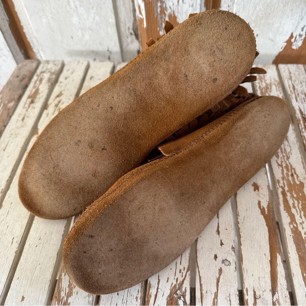 Vintage Minnetonka Tan Suede Moccasins - Picture 7 of 9